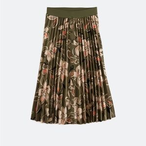 Daniel Rainn Olive Floral A-Line Skirt